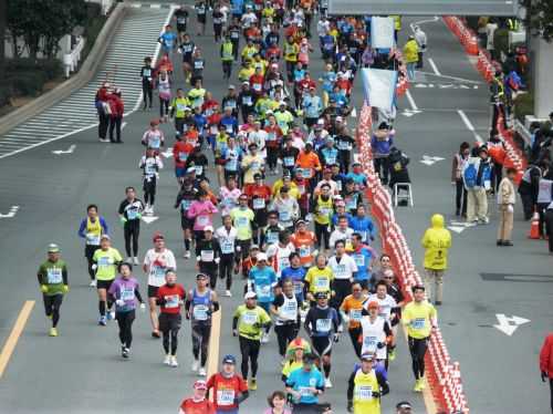 MARATONA DI TOKYO 2015 2013